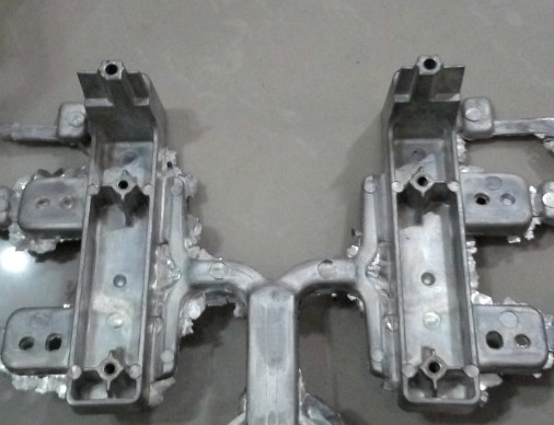 Un buon prezzo. Powder Coating Semi Solid Metal Processing Auto 800T Magnesium Die Casting Parts in linea