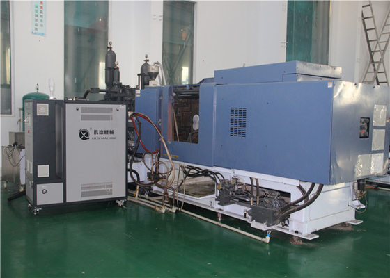 Un buon prezzo. 3000KN 110Mpa Small Injection Molding Machine Magnesium Alloy Thixomolding Process in linea
